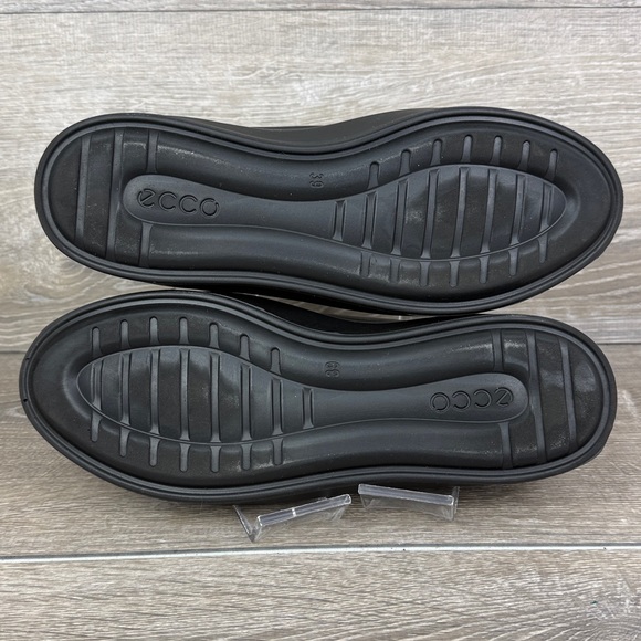 Ecco Flexure T-Cap Women’s Sz 8/EU 39 Black Leather Low Top Lace Up Sneakers - Picture 8 of 10